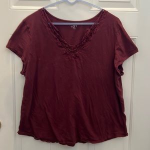 Loft Outlet Burgundy Lace-Trimmed Tee. XL